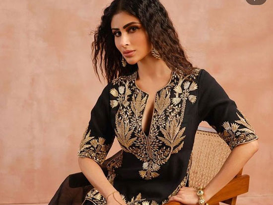 Magnificent Pics Of Mouni Roy In Black Outfit